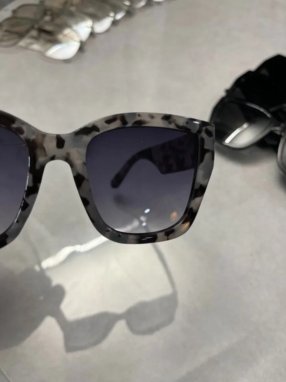 AIRE Haedus Square Sunglasses Grey Tortoise Frame Gradient Lens